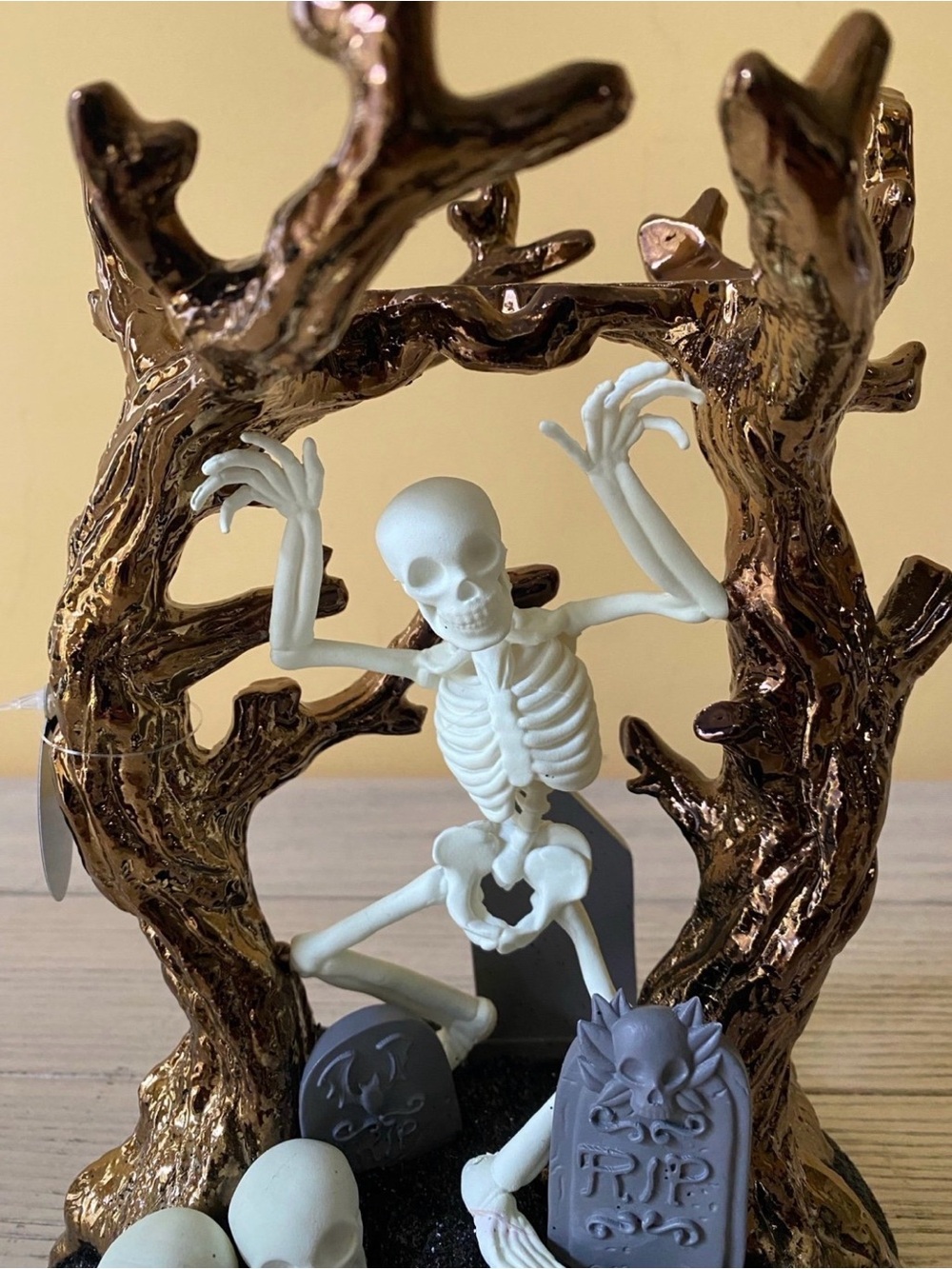 Bath & Body Works Halloween Skeleton Candle Holder - Picture 2 of 5